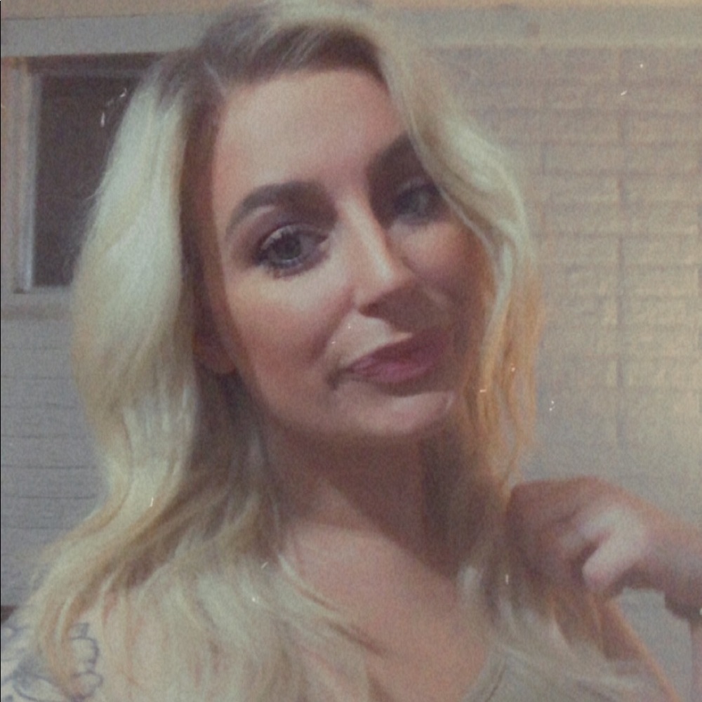 Meet your Posher, Savannah